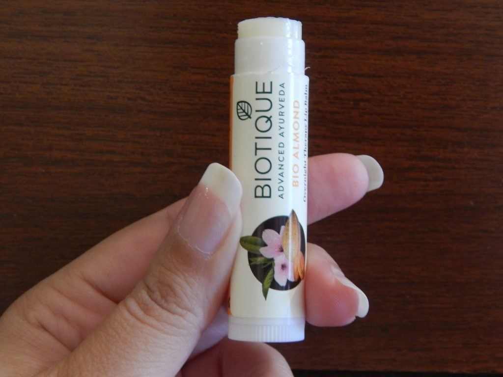 Bio Almond therapy lip balm: Review 2018